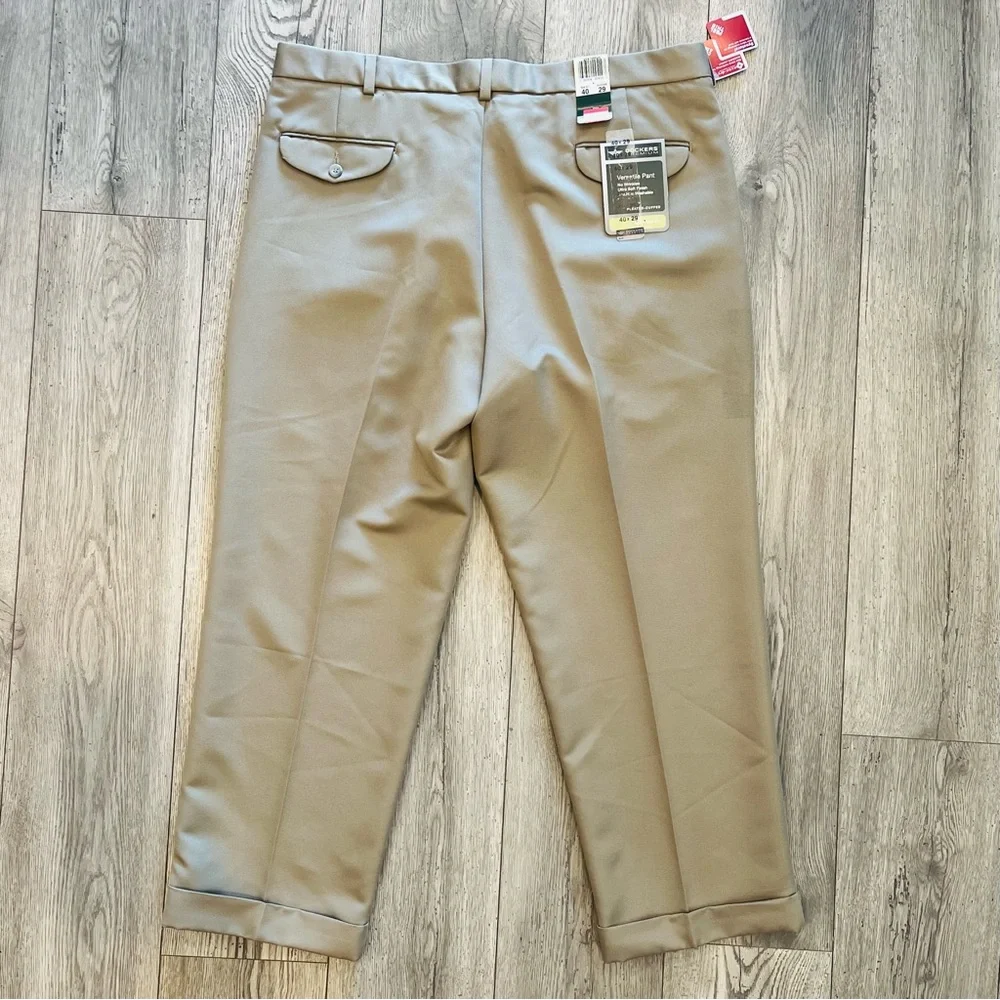 Dockers Premium Never Iron Khakis Pleated Relaxed Fit Wrinkle Free 42x29 NWT